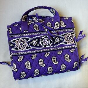 Vera Bradley Hanging Organizer in Retired Pattern Simply Violet